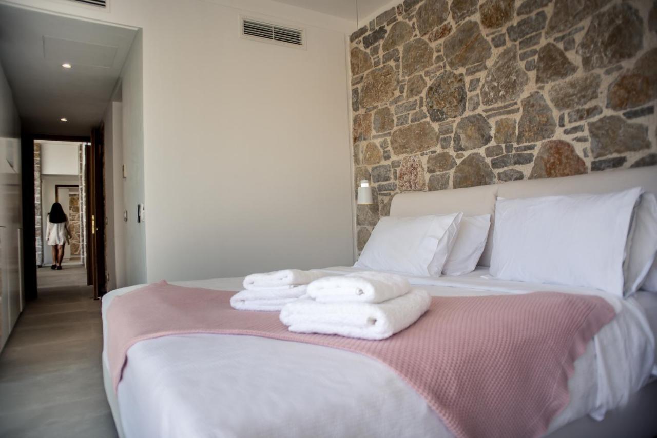 Varko Luxury Suites Paleros Zewnętrze zdjęcie