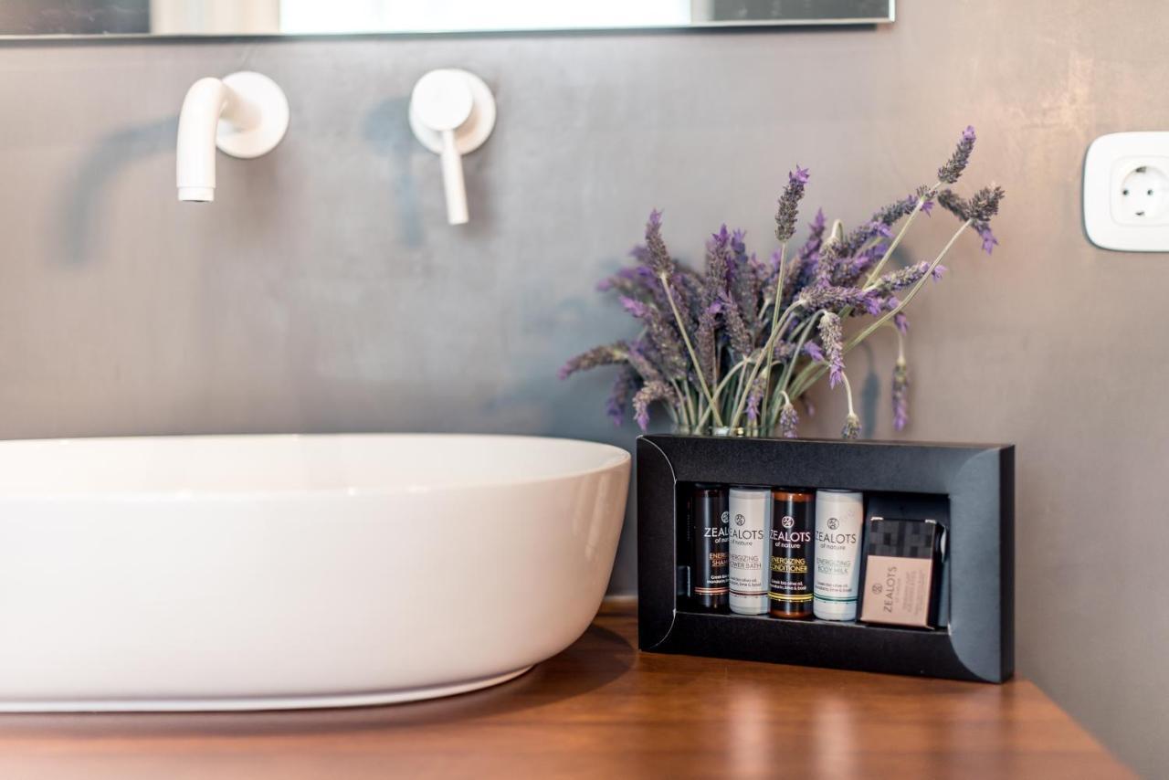 Varko Luxury Suites Paleros Zewnętrze zdjęcie